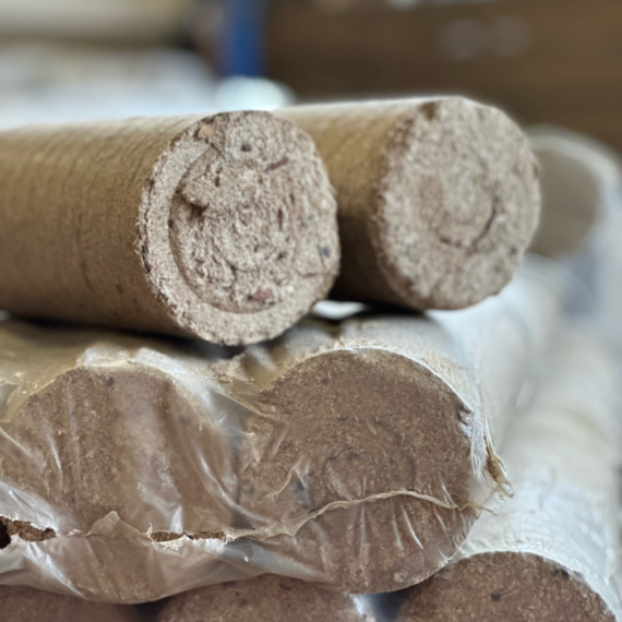 BRITEBURN Nestro Softwood Heatlog Briquettes